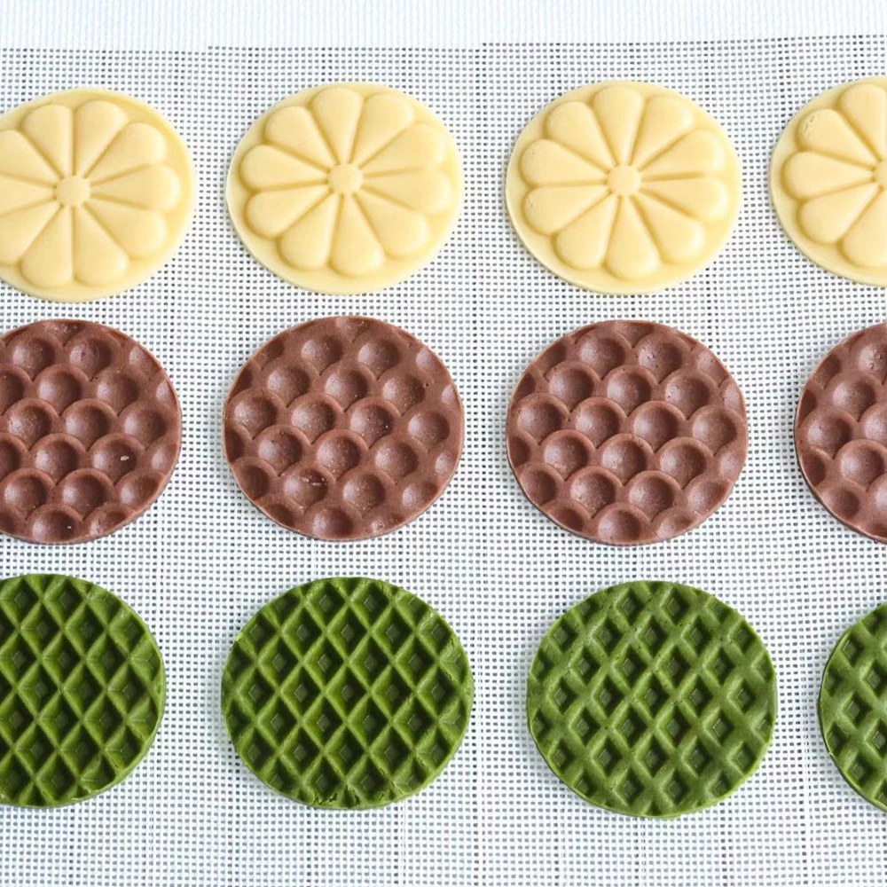 3Pcs/Set Waffle Cookie Cutter Biscuit Mold Corrugated Flower Pattern Round Shape 3D Hand Pressure ABS Plastic Fondant Cake Tools