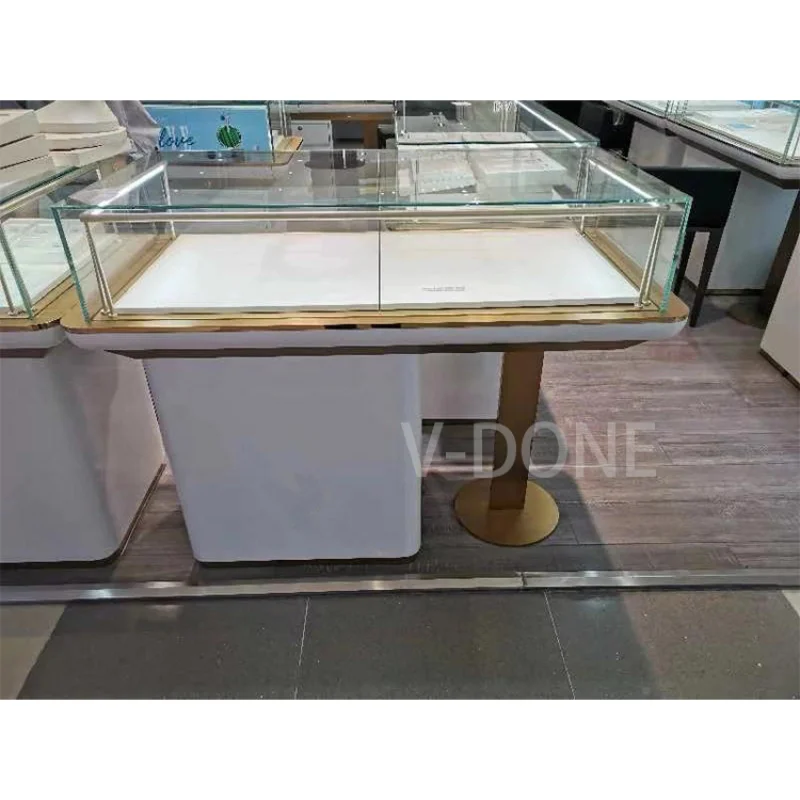 [Custom] High quality modern metal jewellery showroom furniture design