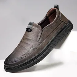 2024 Nieuwe Hoogwaardige Outdoor Comfortabele Mode Zachte Klassieke Driving Antislip Flats Handgemaakte Heren Koeienhuid Leren Casual Schoenen