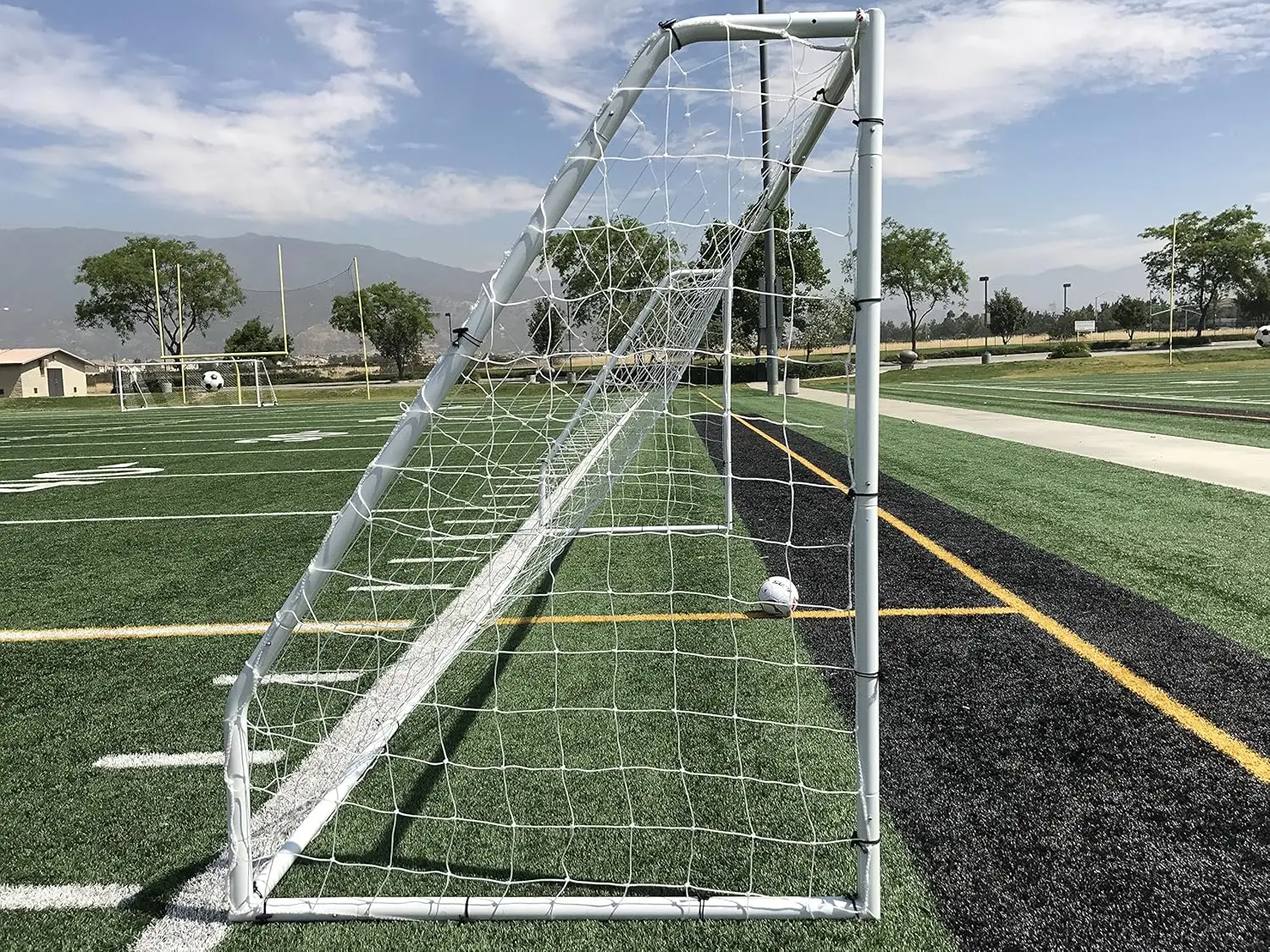 Official Regulation Size Soccer Goal. Strongest Heavy Duty 2