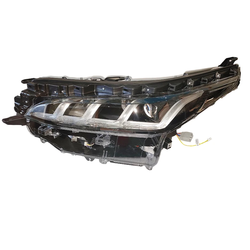 Applicable to headlight  for  Toyota  FORTUNER 2020 high  version High-quality auto parts