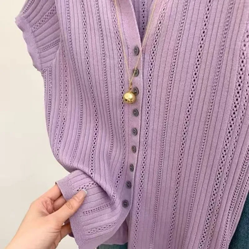 Spring and Summer 2026 New Solid Color V-neck Knitted Sweater Short-sleeved T-shirt Short Temperament Top Light Luxury High-end 5