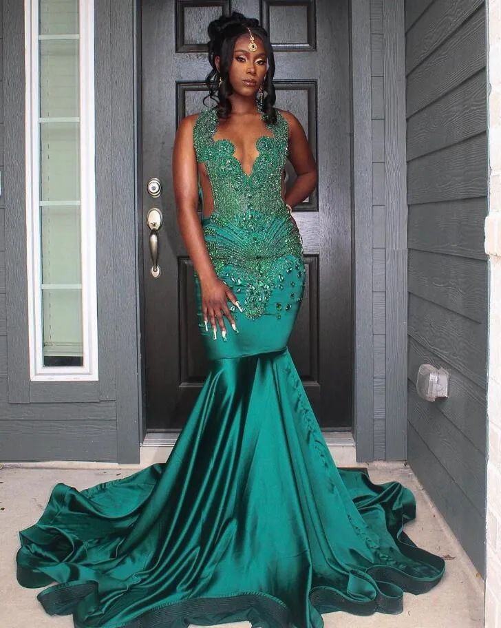 Hunter Emerald Green Sparkly Evening Formal Party Dresses for Black Girl Diamond Crystal Long Prom Gown vestido de gala