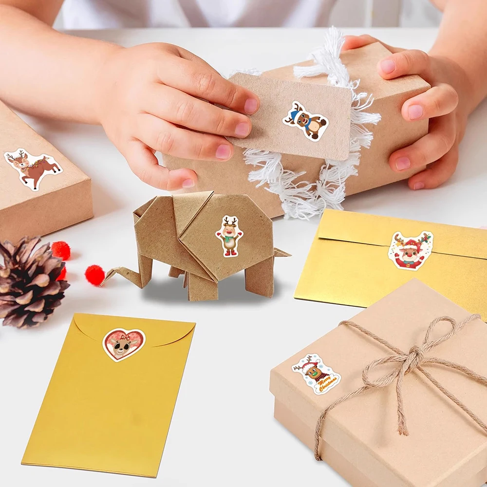 500Pcs/Roll Heterotypic Christmas Elks Reindeers Stickers 10 Designs 2.5cm/1.0\'\' Beautiful Merry Christmas Decals Diy Adorn Gift