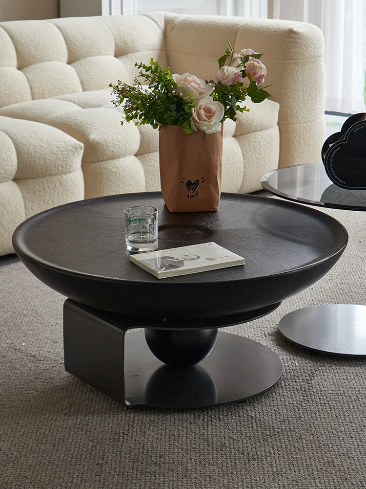 Xuanmi coffee table is simple, high-grade and minimalist. Designers creativity is small and luxurious. The living room is round.