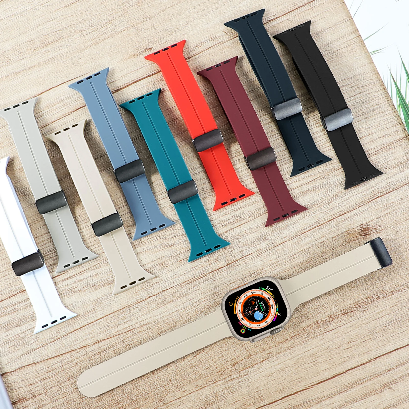 Magnetic Loop Strap For Apple watch band 45mm 44mm 40mm 41mm 49mm 42mm 38mm Silicone Bracelet iWatch Series 9 7 8 se 6 3 ultra 2