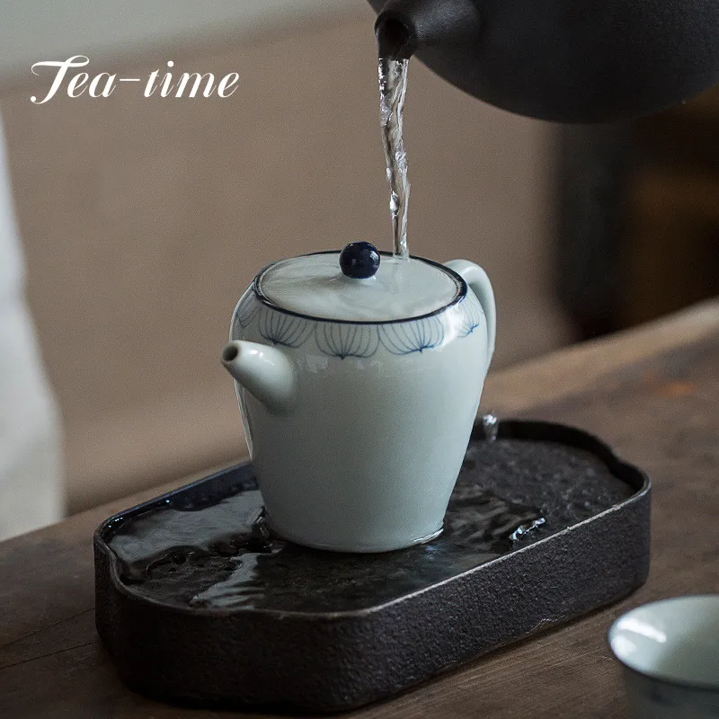 180ml Antique Hand-painted Blue And White Ceramic Teapot Rero Tea Maker Single Pot With Infuser Household Kung Fu Teaware Set