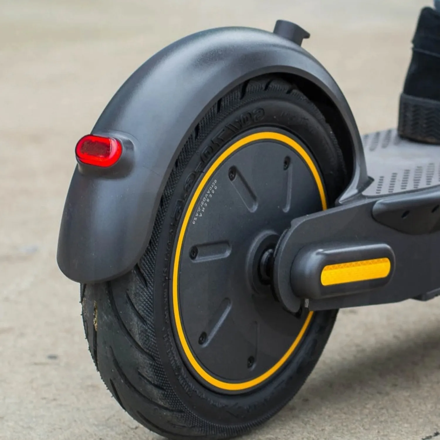 Levou luz traseira para scooter elétrico, aviso lâmpada para ninebot max g30