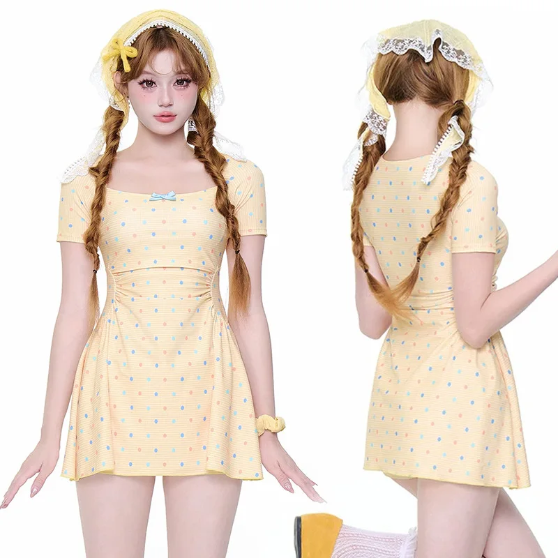 Fashion Retro Dot Yellow Swimsuit Two-piece Set Fitted Waistline Dress Boxer Shorts Cute Sweet Style Swimwear