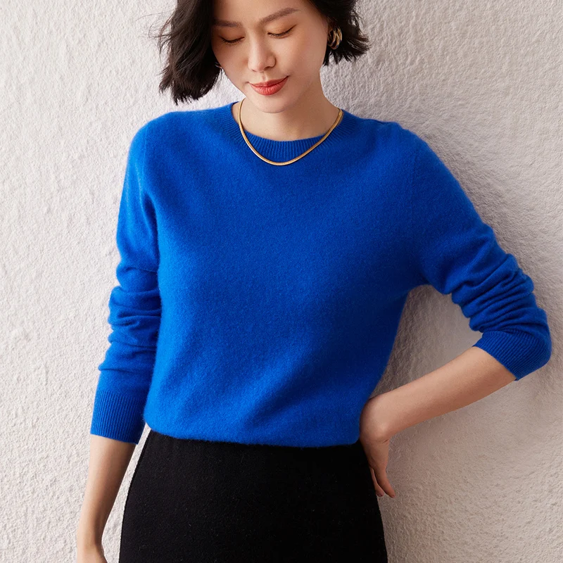 ROYAL BLUE