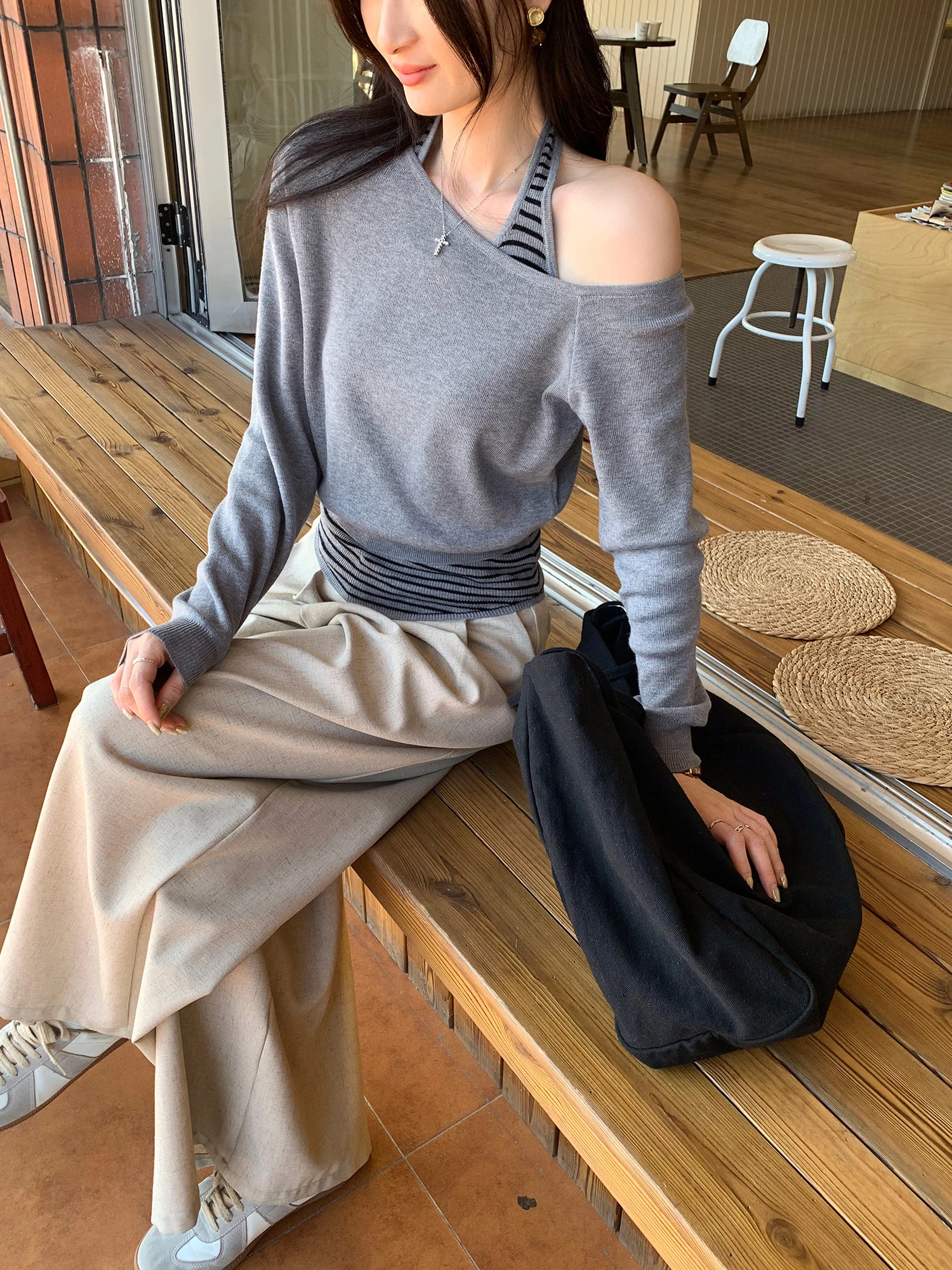 Unique Beautiful Anti-Aging Knitted Neck Hanging Stripe Tank Top And Cover up Two-Piece Set for Women Autumn Season Side Shou...