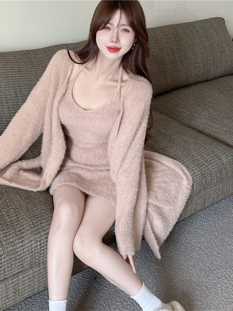 Autumn Winter Long Sleeve Mohair Knitting Sweater 2022 Women\'S New Hottie Vest Sweatercardigan Coat Bust Skirt Three Piece Set