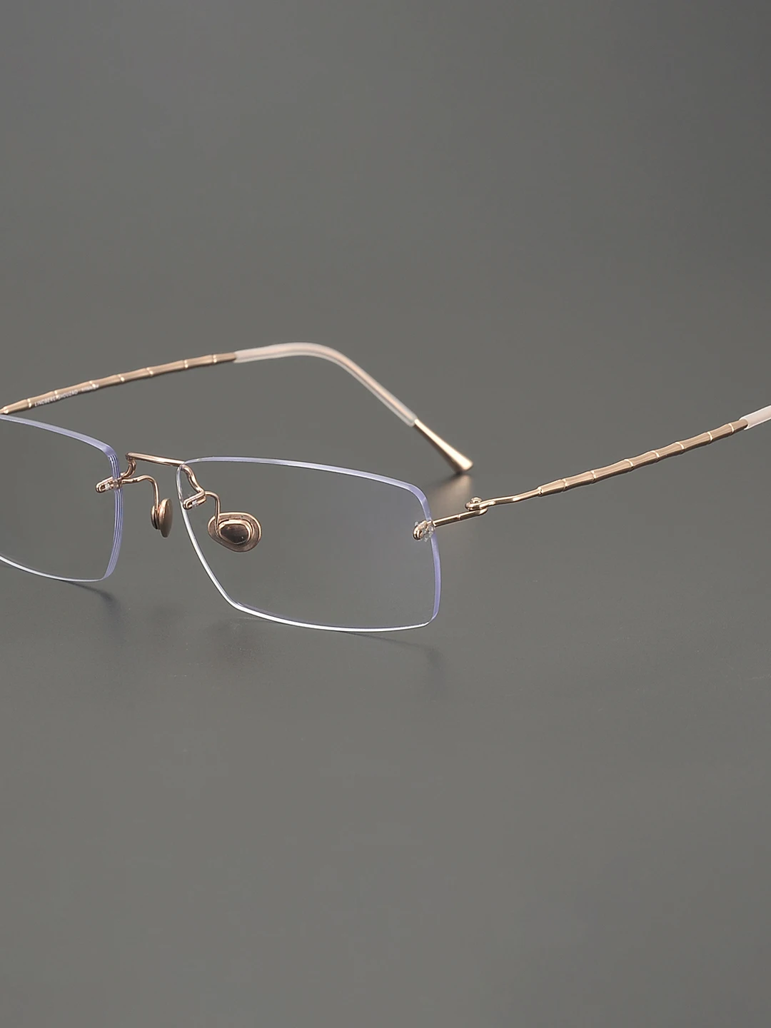 lunettes-de-myopie-integrees-sans-vis-en-titane-pur-sans-monture-style-professionnel-pour-hommes-et-femmes-verres-anti-lumiere-bleue