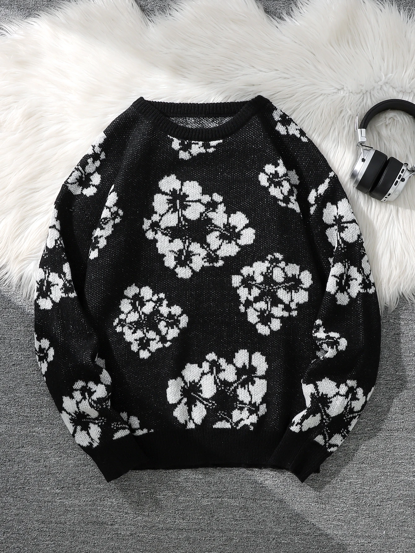 

Autumn and Winter All-Over Floral Jacquard Pattern Pullover Sweater Casual Round Neck Knitted Men's Pullover, Super Cool Winter Gift