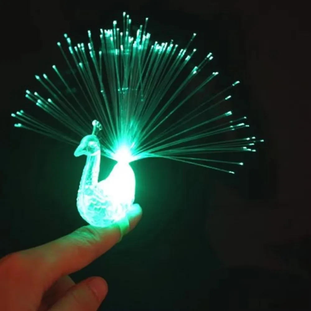 Nuovo lampeggiante LED dito pavone luce incandescente carino dito luce schermo aperto giocattoli luminosi decorazioni per la casa