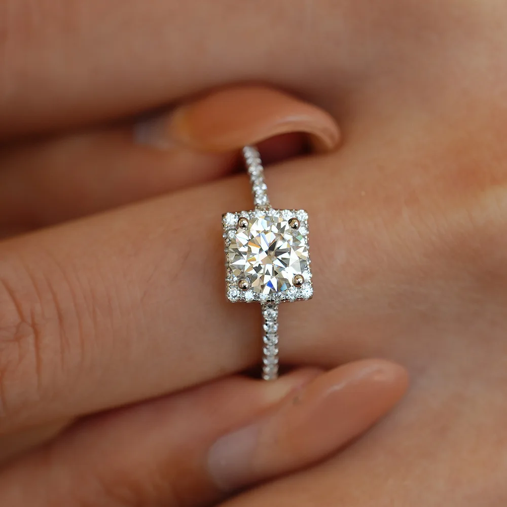 Lumira Generous Four-Prong 1 Carat Moissanite Platinum PT950 Ring with Square Cluster Setting in Minimalist Style Birthday Gifts