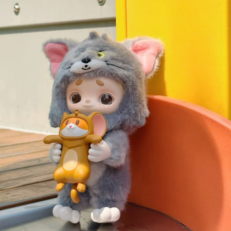 

Плюшевая фигурка 52toys Co Branded: модный настольный декор, украшение для дома, коллекционный подарок для фанатов, подарок на день рождения для девочки