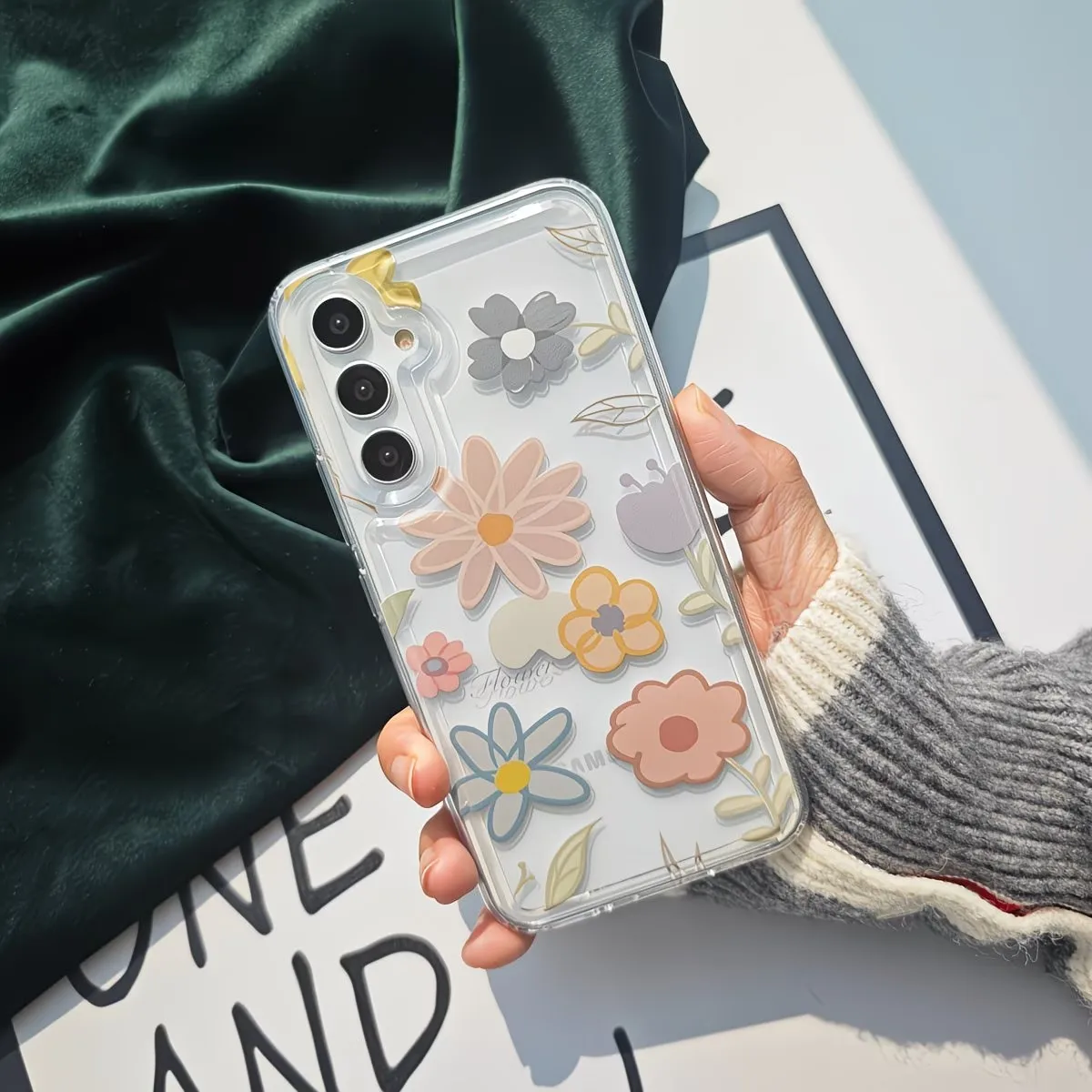 Unique Clear Flowers Soft TPU Phone Case For Samsung Galaxy A73 A72 A71 A70 A70s A56 A55 A54 A53 A52 A52s 5G 4G  Anti-Fall Cover view 3