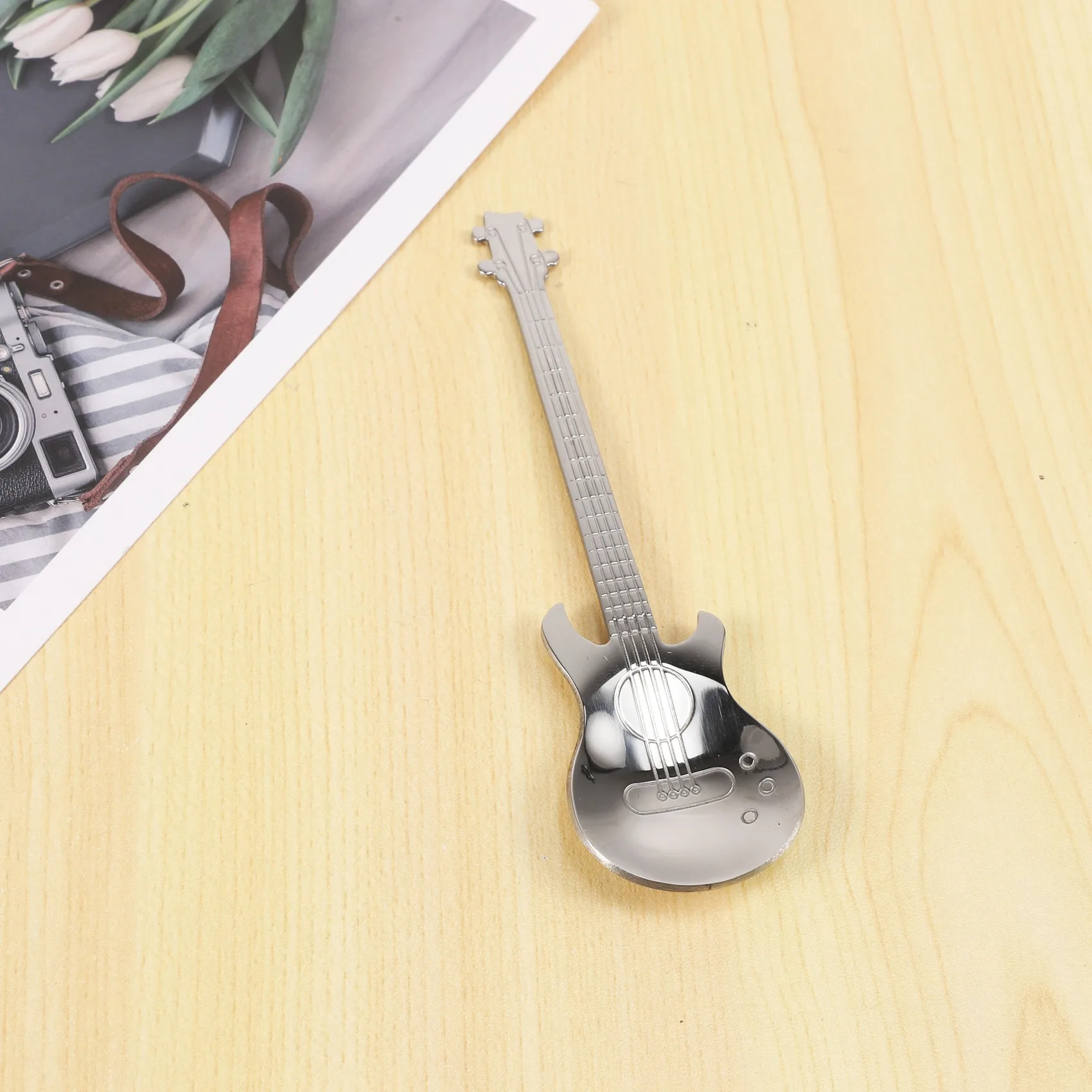 BVBV Cucharaditas de café para guitarra, 4 cucharas de café musicales de acero inoxidable, cucharaditas, cucharas para mezclar, cuchara de azúcar (plata)