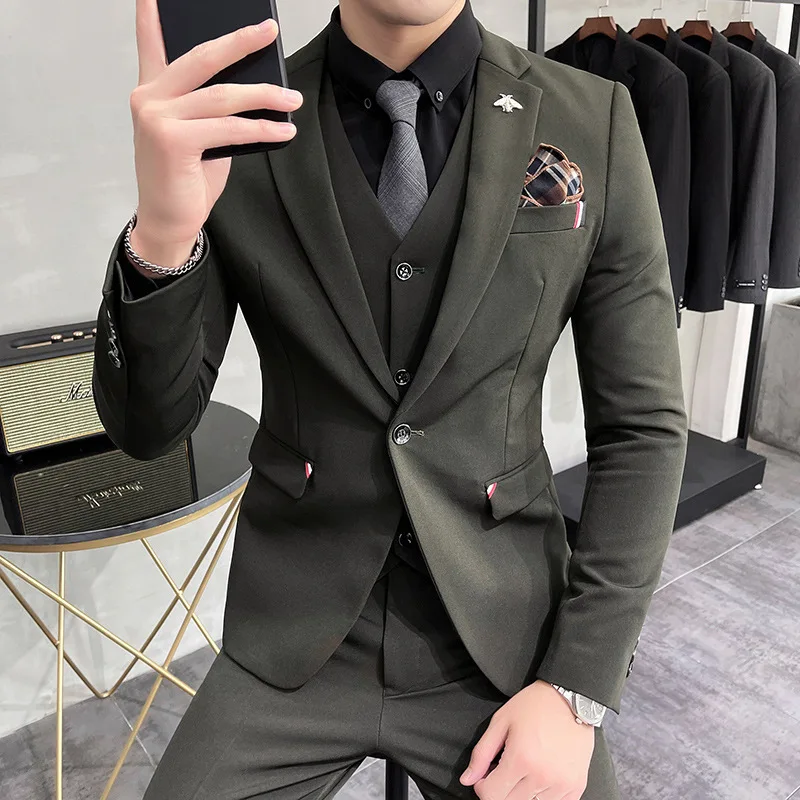 Europe and America Autumn New Men's Suit Three-piece Korean Version of Solid Color Simple Business Casual Slim Suit.