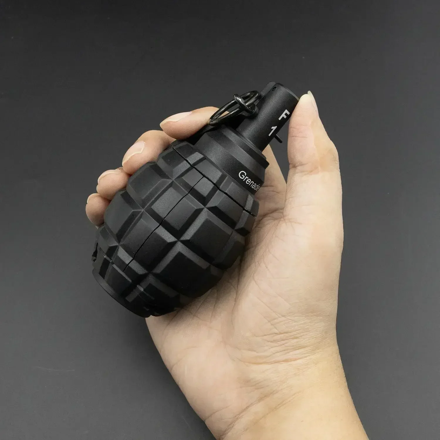 

F1 Hand Grenades Plastic Toy CS Game Shooting Battle Game Toy Dummy Hand Grenades Model for Airsoft Paintball Role Play Prop