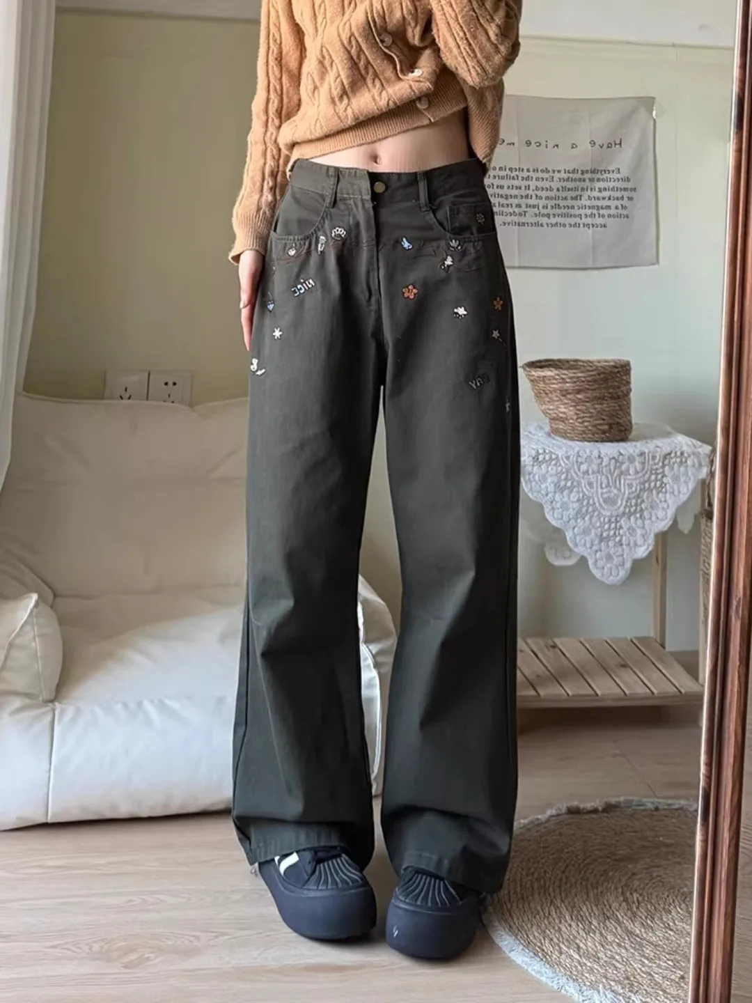 

American Floral Embroidery Wide Leg Jeans Men's Winter Loose Slimming Drapey Straight Cut Workwear Trousers Casual Cotton Denim