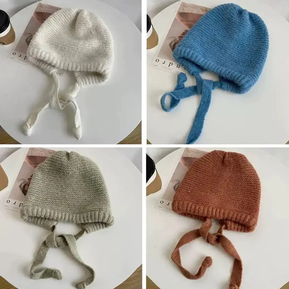 هيبورن المرأة محبوك قبعة مع التعادل الخريف الشتاء لينة الصلبة الدافئة سميكة بالاكلافا قبعات الحلو في الهواء الطلق التزلج عادية Coldproof بيني