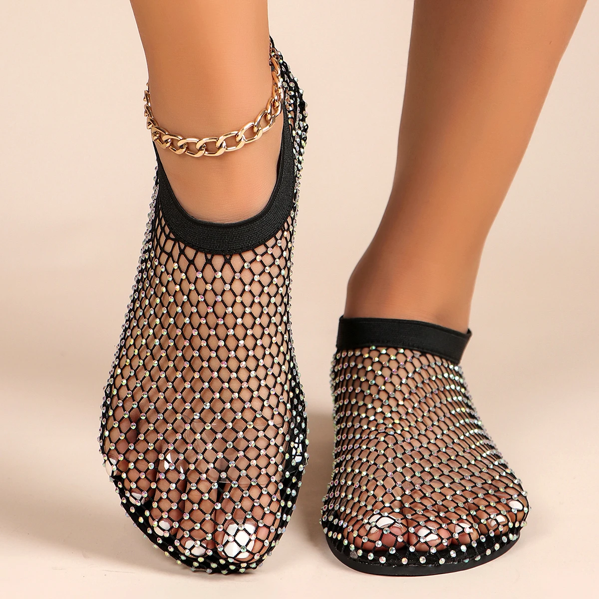 Nowa damska luksusowa marka z okrągłym noskiem płaska podeszwa letnie krótkie buty wodne diamentowe seksowne buty płaska podeszwa dla kobiet