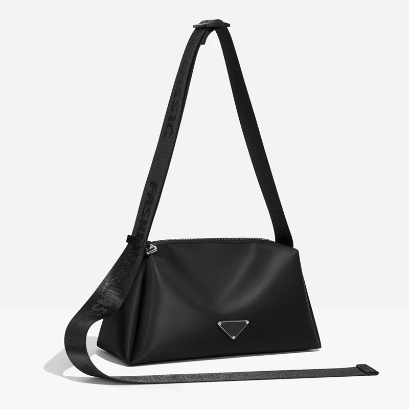 

Универсальная сумка в европейском и американском стиле: легкая роскошная сумка через плечо для модных женщин, изысканная новинка 2025 года.