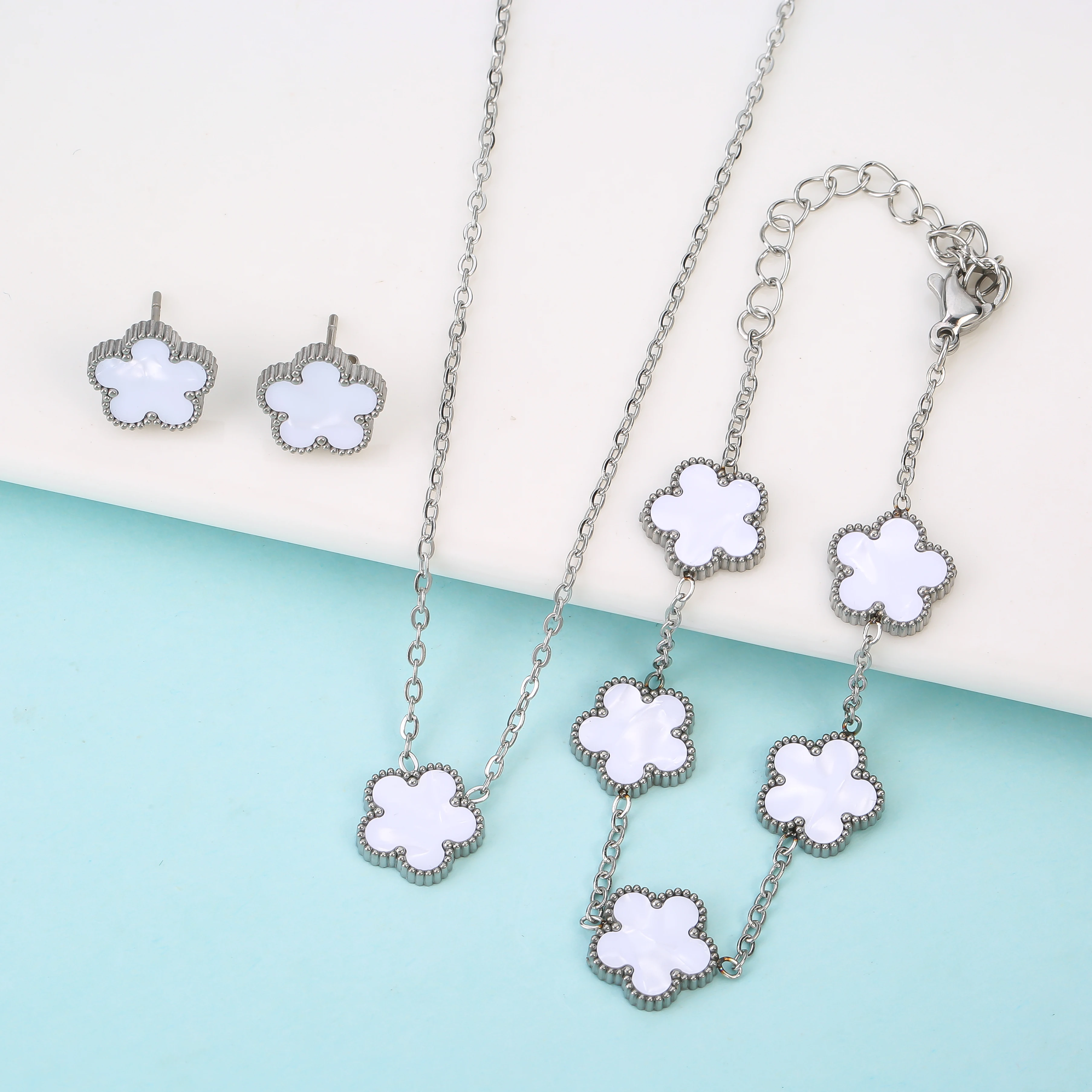 Silver/Gold Plated …