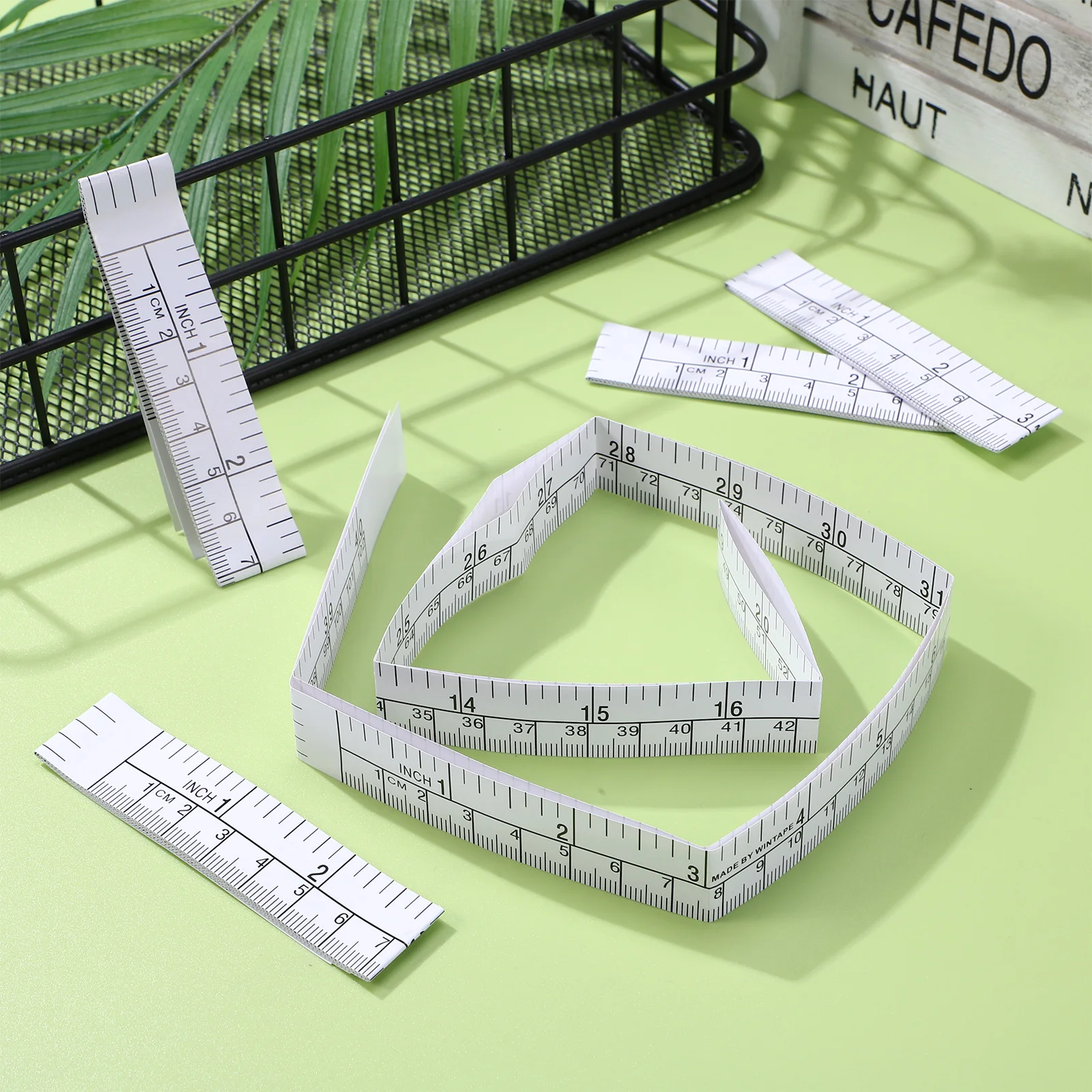 

25 pcs Paper Tape Measure 1 Meter 40 Inch Dual Metric Inches Clear Print Body Measurement Tool For Wounds Crafts Nurses