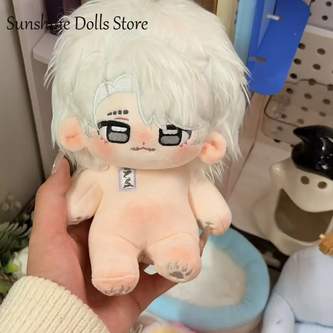 

Game Aesop Carl Embalmer Identity Ⅴ Handsome Cute Plush Stuffed Doll Figure Dress Up Cotton Body Toy 20CM Anime Plushie Gift