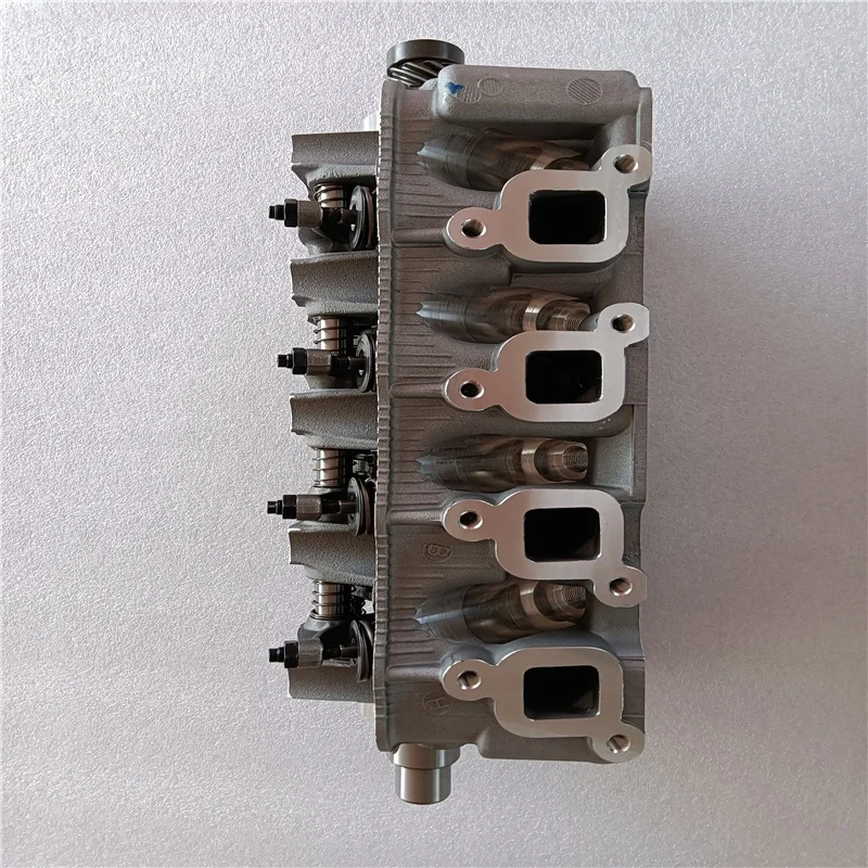 F10a Complete Cylinder Head for Suzuki Engine F10a Cylinder Head Assembly 11110-80002