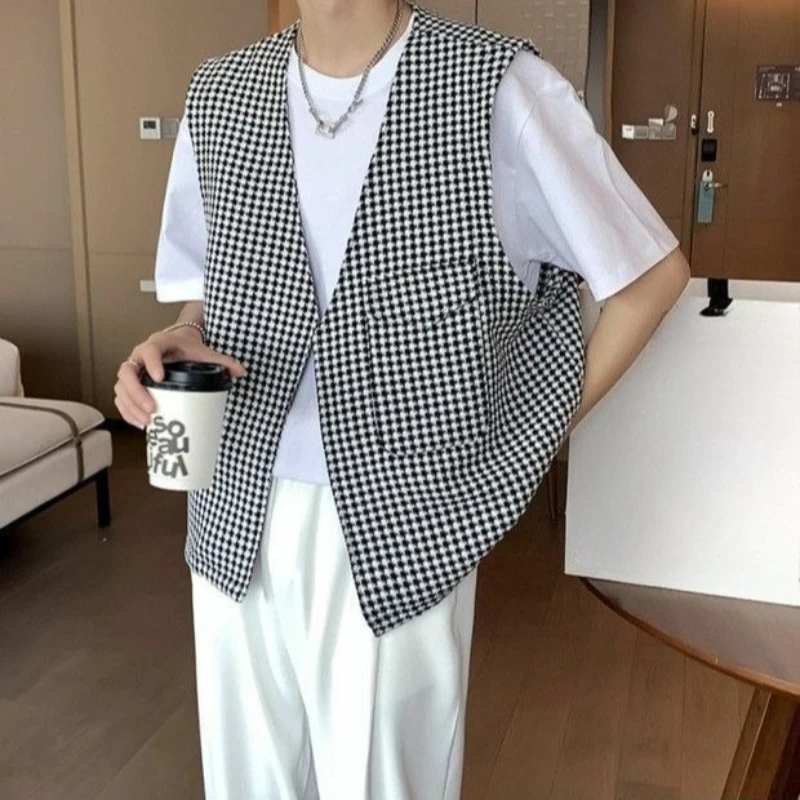 

Mature Casual Summer Vest for Men Korean Checkered Slim Fit V Neck Jacket Ins Style Tactical Outerwear with Zipper​