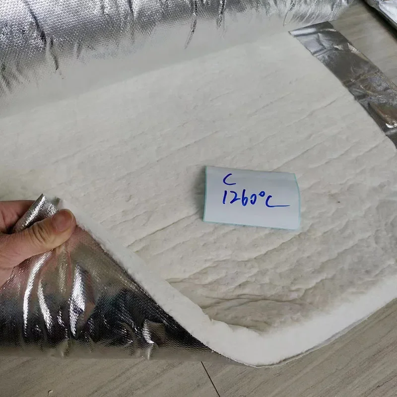 4 modelos de fibra cerâmica de alumínio 1260 1460 do cobertor da agulha do silicato ℃   Cobertor de algodão com isolamento de caldeira de alta temperatura