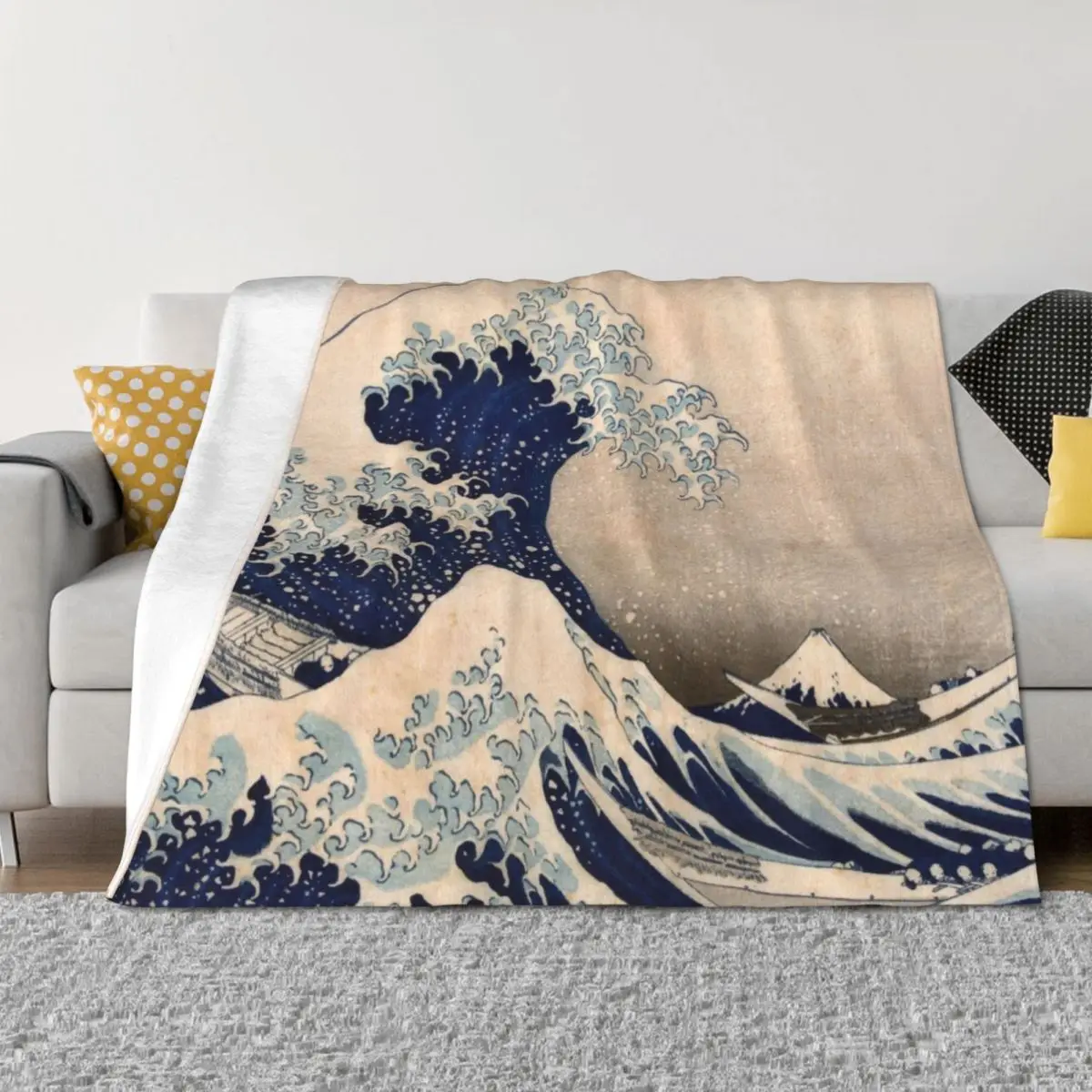 

Classic Japanese Great Wave off Kanagawa by Hokusai Wall Throw Blanket Loose blankets and throws Giant Sofa manga Blankets
