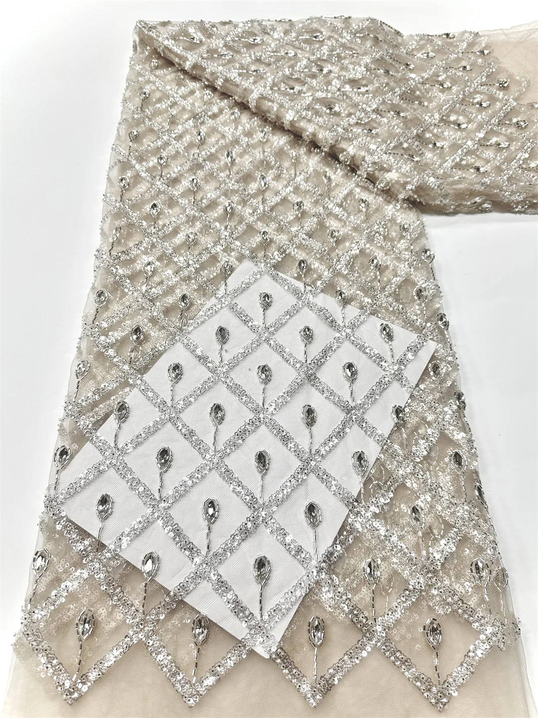 French Embroidery High-End 2026 Luxury Heavy Groom Beads Lace Fabric With Sequins 5 Yards High Quality Stones for Party Dress