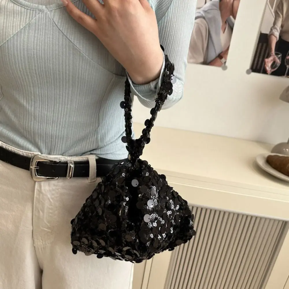 

Casual Shiny Silver Sequin Wrist Bag Handbag Zipper Blingbling Handbag Small Purse Underarm Bag Evening Banquet Bag Women