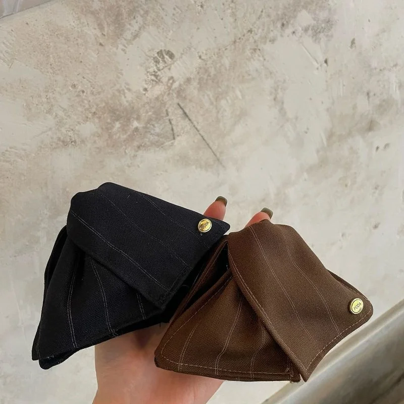 presilha-de-cabelo-triangular-elegante-com-tecido-listrado-acessorio-de-cabelo-artesanal-estilo-coreano-com-toque-sofisticad