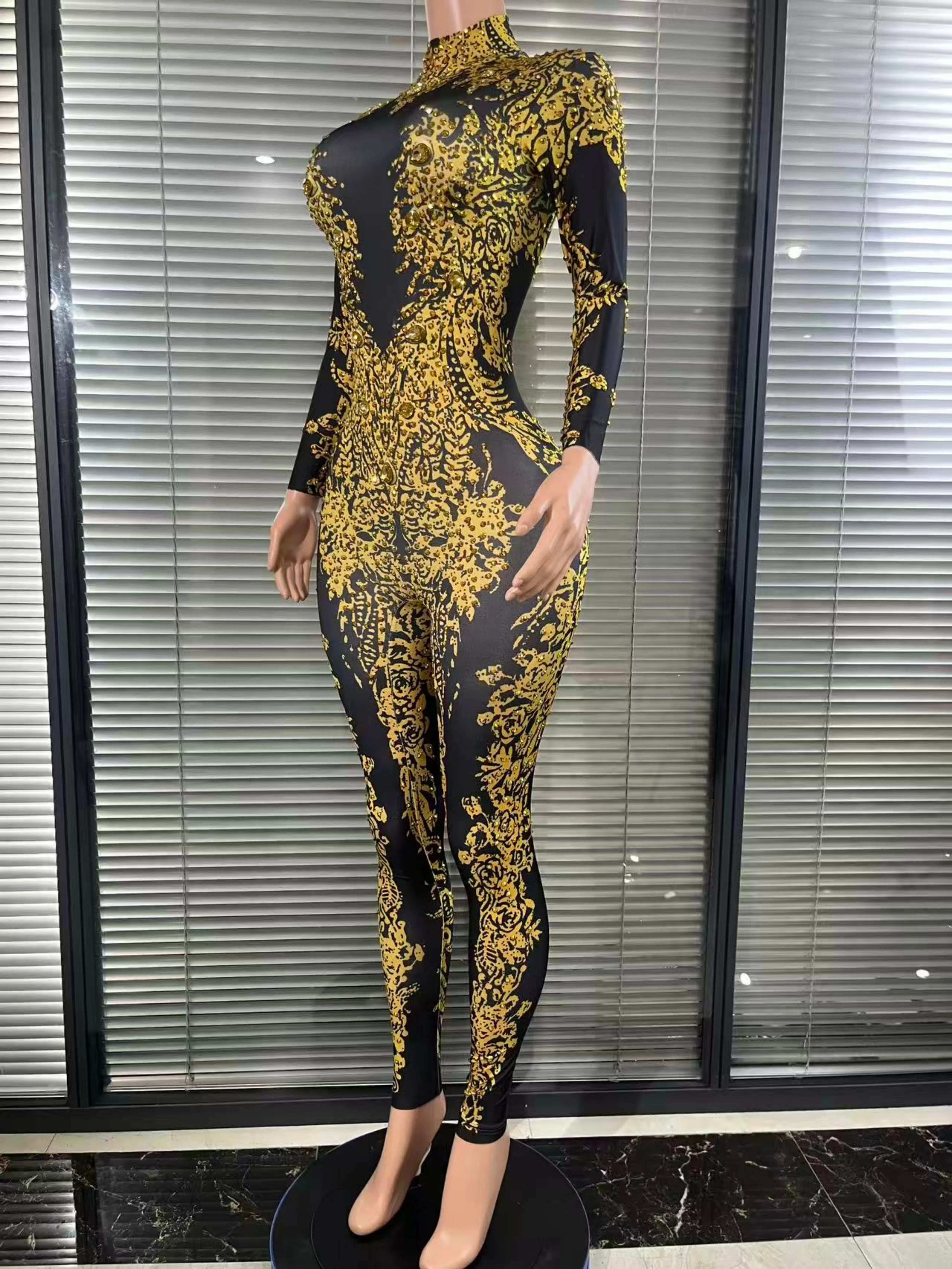 

Сексуальные роскошные модные комбинезоны с длинными рукавами и бриллиантами, клубные танцевальные сценические костюмы, сексуальные вечерние комбинезоны, женские комбинезоны со стразами