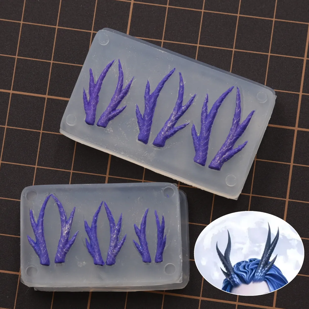 

Pottery Clay OB11 BJD Doll Dragon Horn Silicone Mold