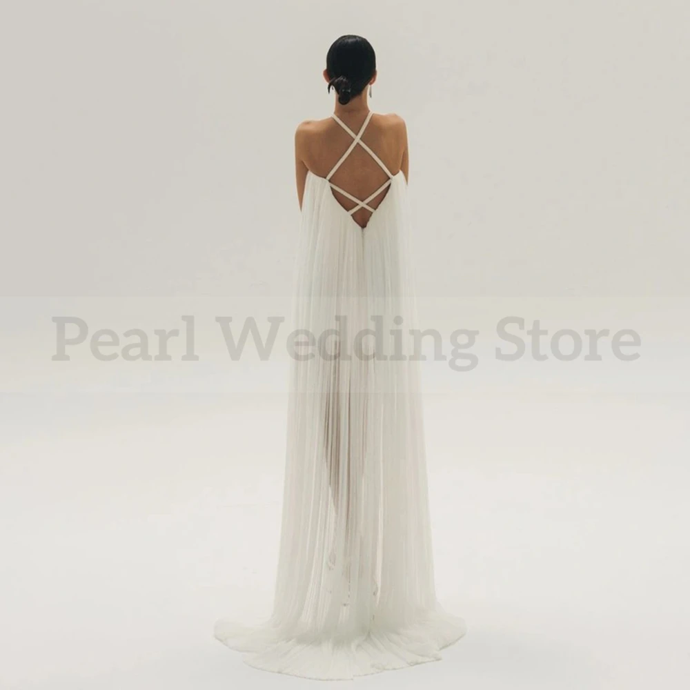 Sexy Backless Short Wedding Dress Delicate Pleat Sleeveless with Sweep Train Chic Halter Bride Sheath Gown for Marriage Register