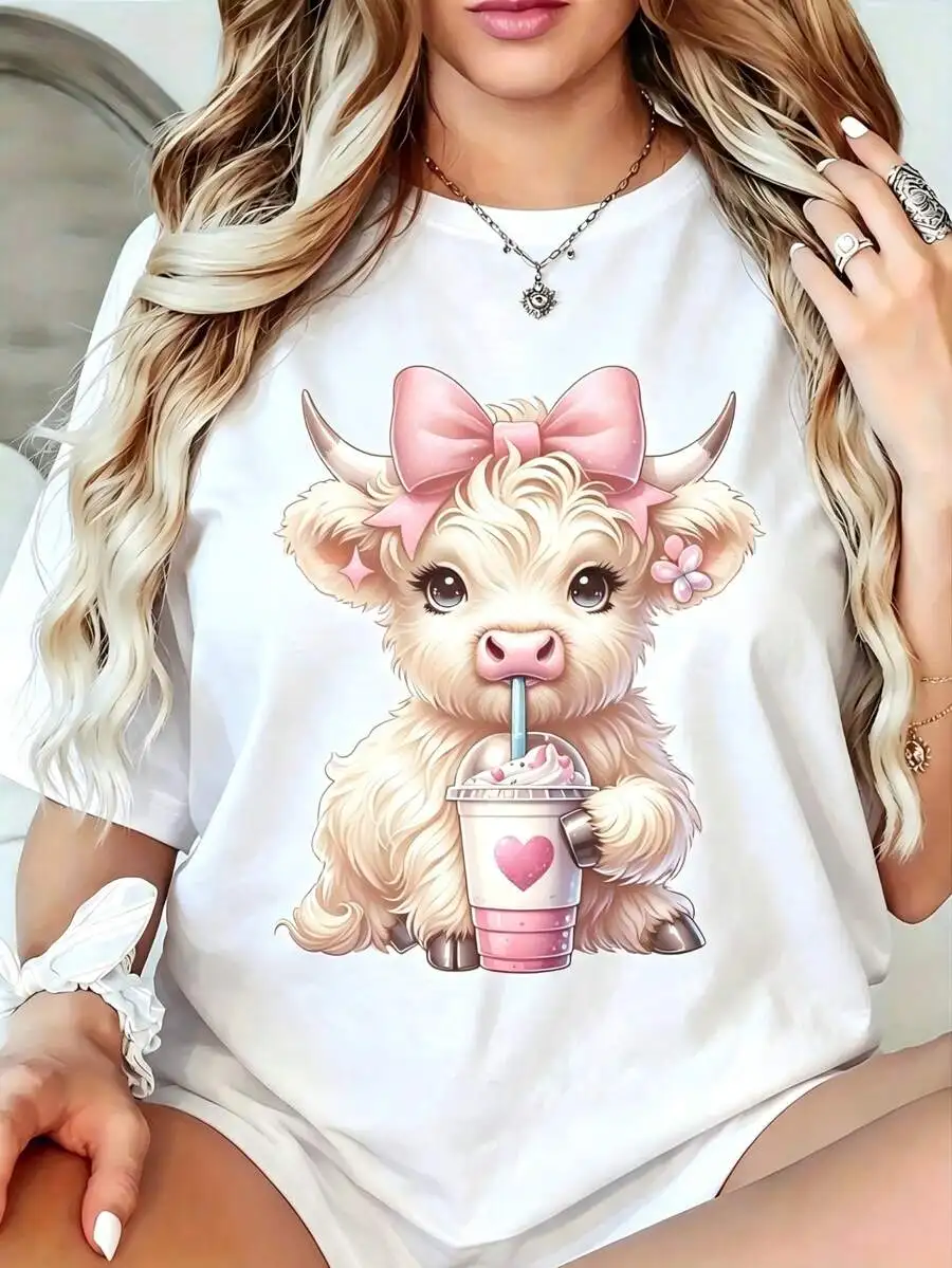 Cute Highland Cow With Pink Bow & Beverage Print Plus Size Tee For Women, Crew Neck Short Sleeve Casual T-Shirt