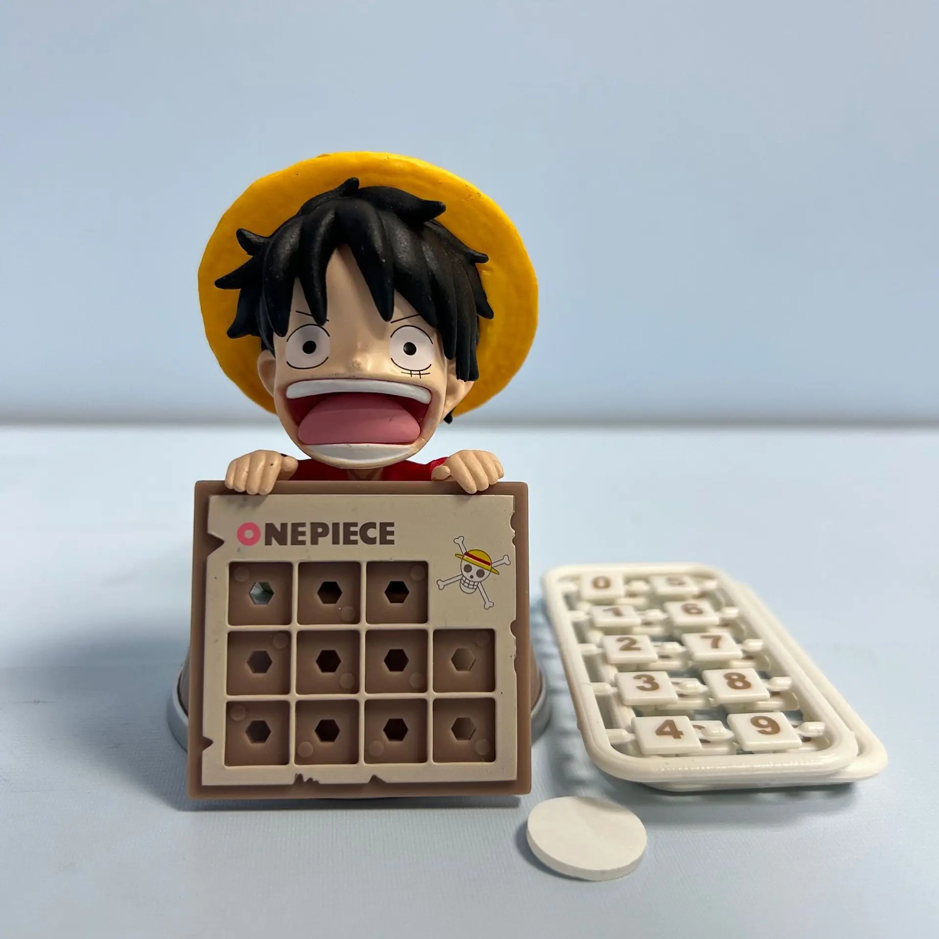 One Piece series model parking number card aroma one Nautical King Luffy statue hand toy two yuan animation peripheral creative