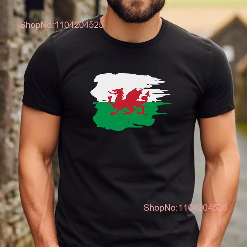 Wales Flag Grunge T shirt Mens Welsh Cymru Cymraeg Brother Dad Husband Uncle Boyfriend Boys Birthday Christmas Top