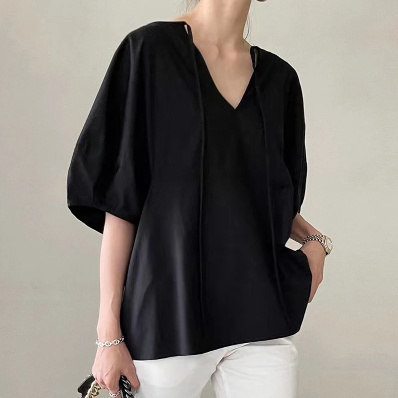 เสื้อทรงหลวมสไตล์ลำลอง ลายจุด ดีไซน์เก๋ไก๋ ใส่ได้หลากหลาย เหมาะสำหรับสาวๆ วัยรุ่น