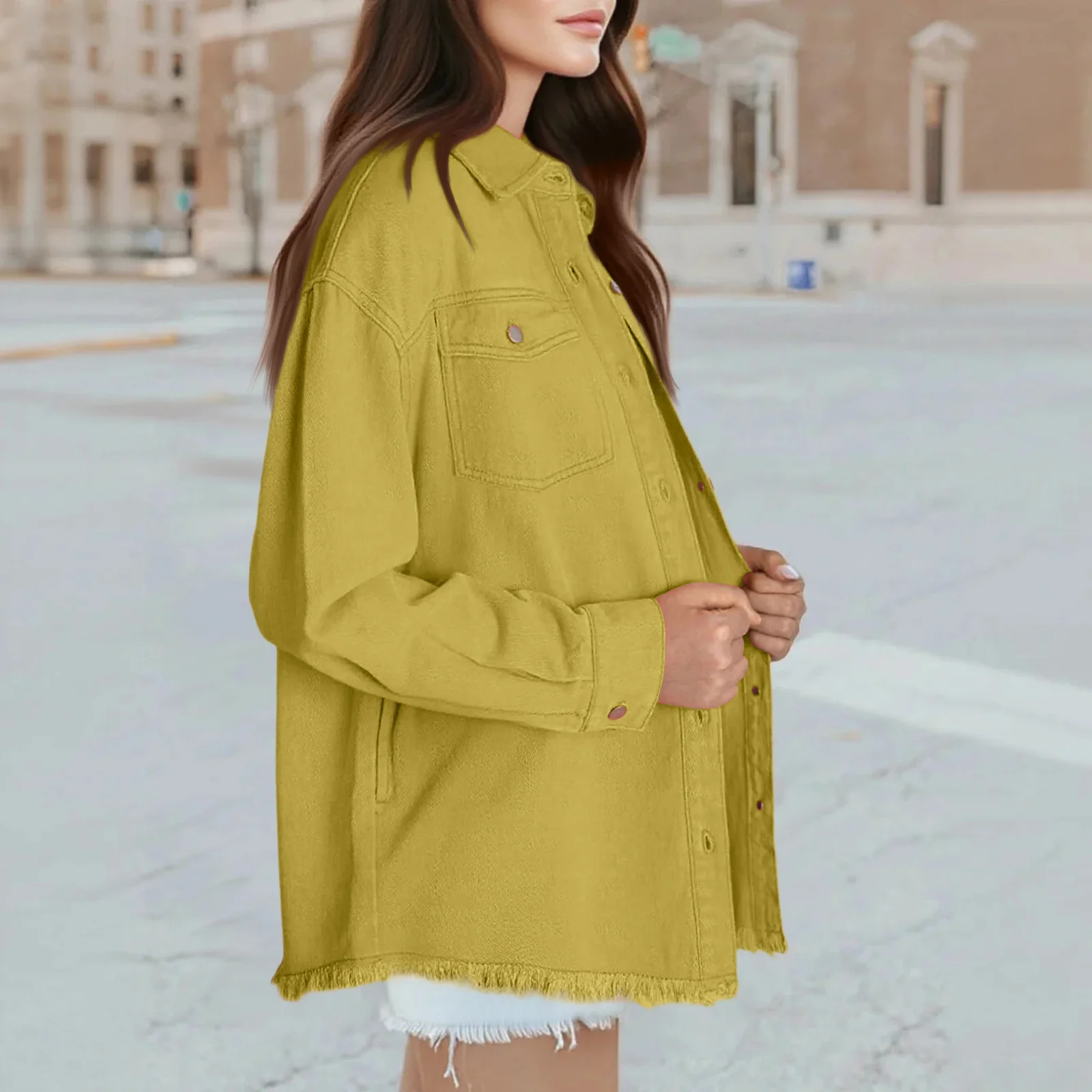 سترة قميص دينم مغسولة على الموضة للنساء مع حاشية متوترة بلون واحد ملابس خارجية فضفاضة غير رسمية من قماش الدنيم معاطف خريف/شتاء
