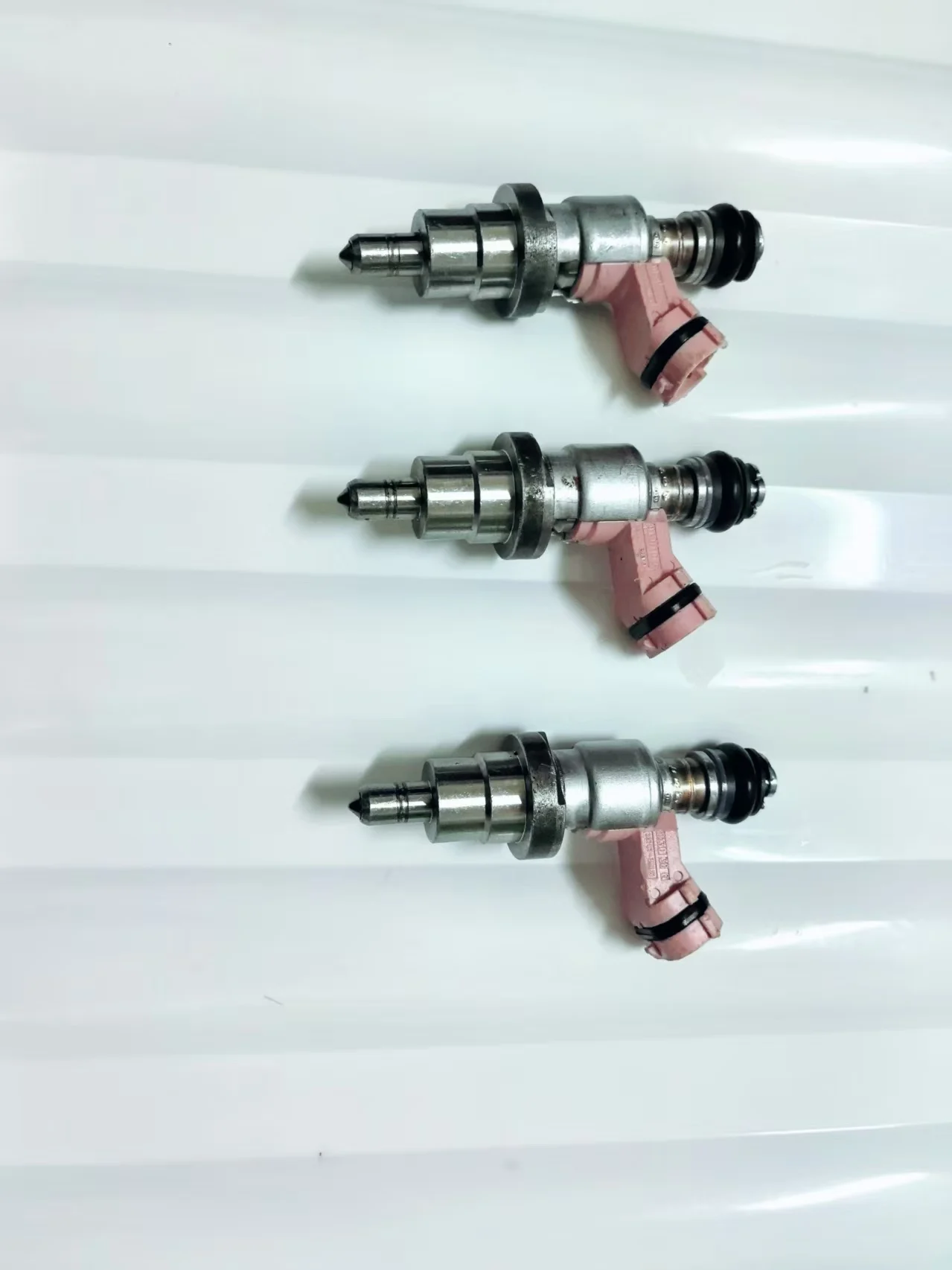

23707-30010 Diesel Fuel Injector Nozzle For 2004-2016 Toyota Hilux For Dyna Hiace Hilux Injector Assy Auspuff Kraftstoff Zusatz