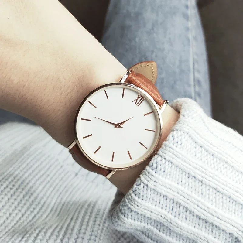 Fashion Women\'s Watch Minimalism Watches for Women Leather Band Quartz Wristwatches New Casual Ladies Watches Relojes Para Mujer