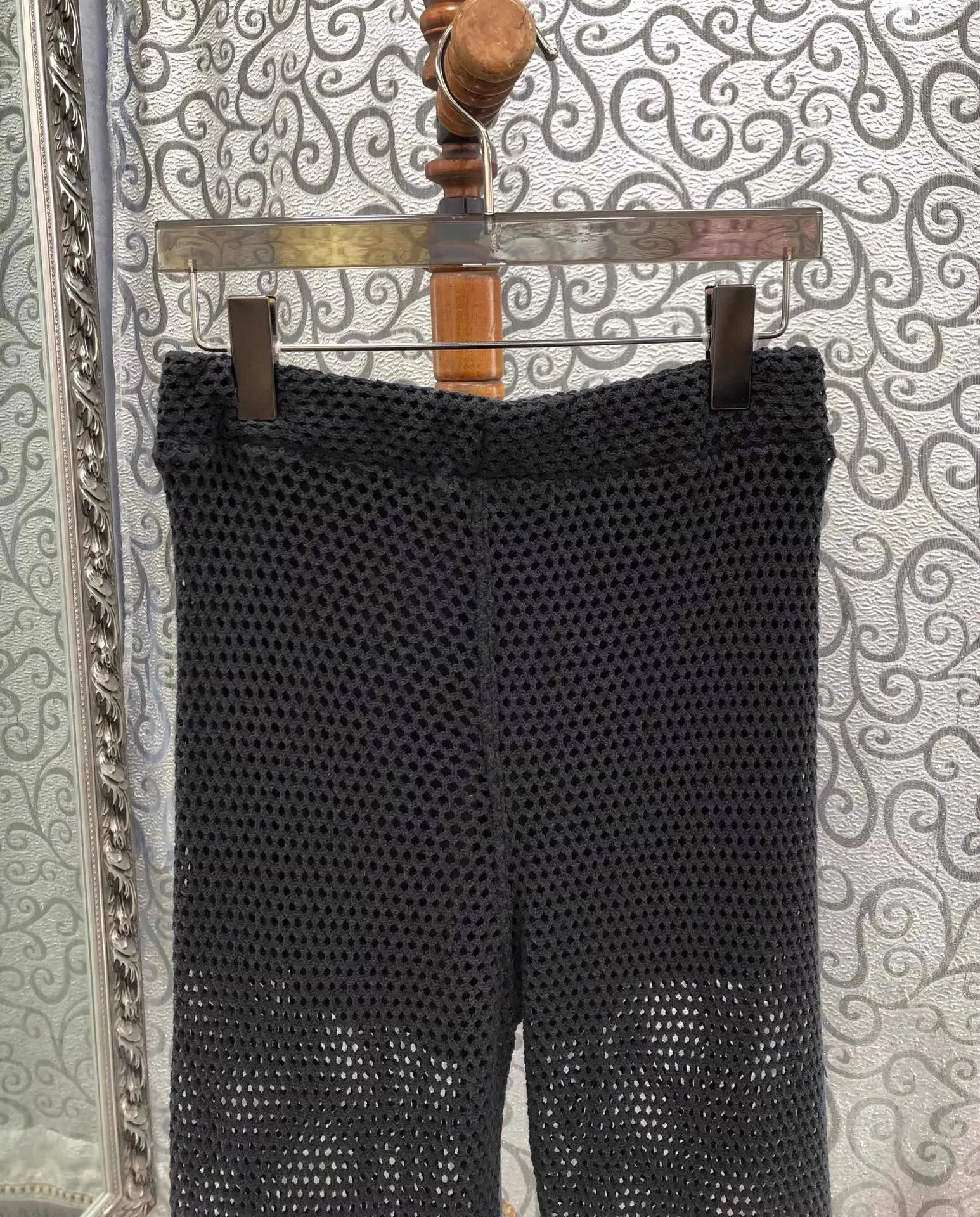 2025 신상 가을 패션 팬츠 고품질 여성 크로셰 니트 자수 풀 기장 플레어 레그 블랙 캐주얼 팬츠 트라우저